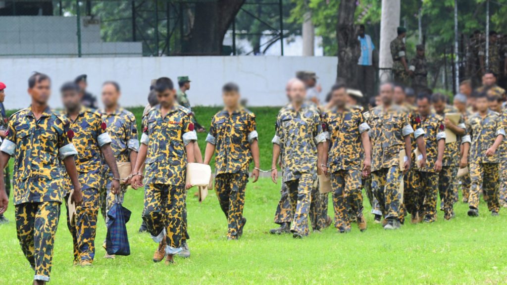 পিলখানা হত্যাকাণ্ড: বিডিআরের ৪০ জওয়ানের জামিন 3 bdr