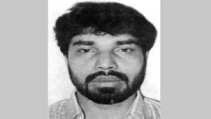 শীর্ষ সন্ত্রাসী সুব্রত বাইন সহযোগীসহ গ্রেফতার 2 image 386530